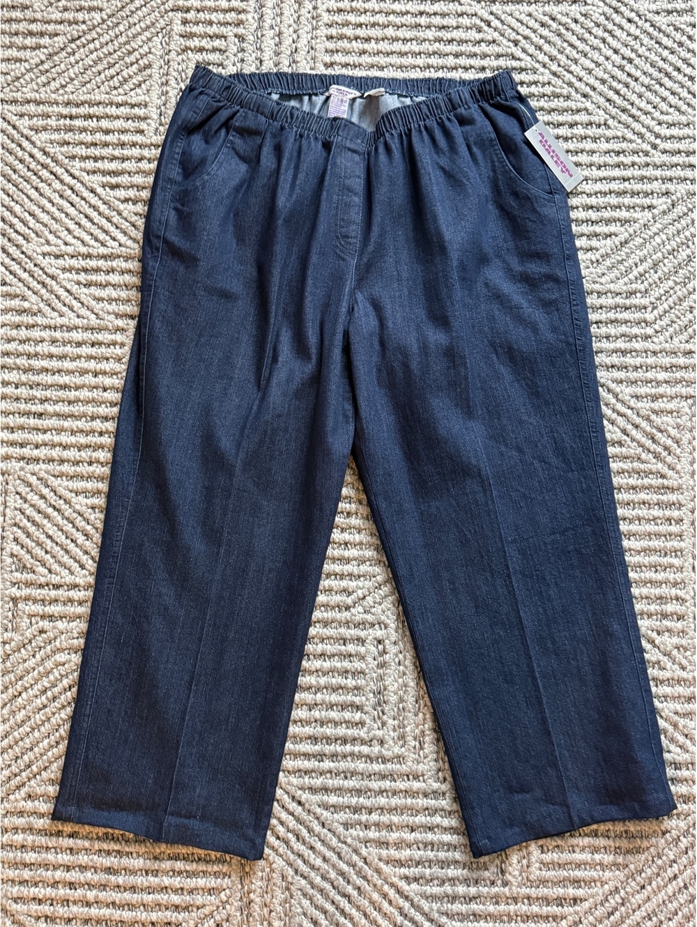 NWT  Allison Daley Cropped Pull-On Denim Pants size 20